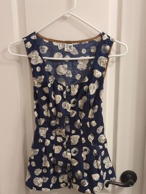 Cute Edme & Esyllte Anthropologie Shell Sleeveless Top